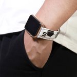 Graviertes Namens-Leder-Sportarmband für Apple Watch | Callie