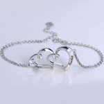 Bracelet en Argent Sterling Personnalisé avec Pierres de Naissance et Noms Gravés Accessoire Deux Cœurs Entrelacés Cadeau Saint-Valentin pour Femme