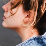 Boucles d'Oreilles Cercle avec Pendentifs Prénom Personnalisées