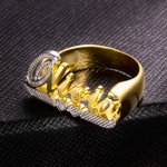 Anello con nome e due piccoli cuori d'amore