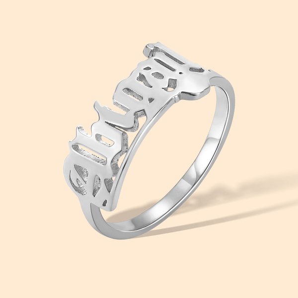 Gepersonaliseerde Gothic Oud-Engelse Naam Ring Punk Sieraden Spooky Seizoen Halloween Cadeau voor Vrouwen Mannen