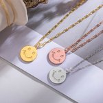 Personalisierte Smiley Face Initial Halskette