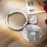 Henkilökohtainen kaiverrettu valokuva kalenteri Pyöreä avaimenperä sydän Initial Charm Ystävänpäivä vuosipäivä lahja pariskunnalle