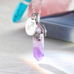 Personalisierte Sternzeichen-Halskette mit Heilendem Quarzstein