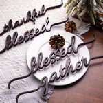 Personalized Wooden Letters Table Decors 4 Pcs Party Place Cards Dinner Place Setting Autumn Winter Decor Thanksgiving Christmas Favor