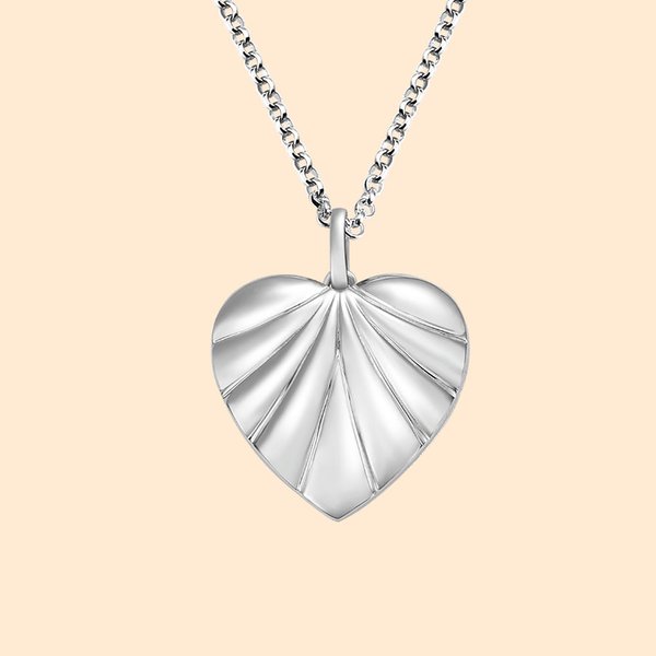 Collana con medaglione con pietre di nascita a forma di cuore di ostrica