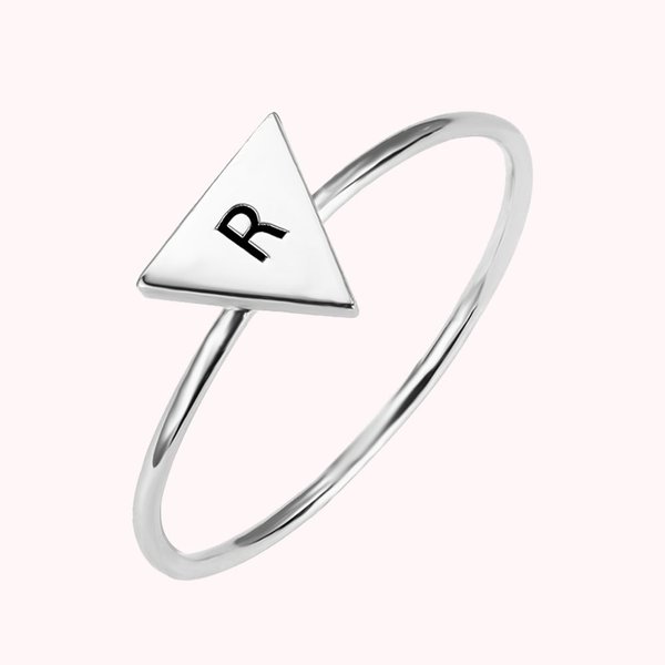 Bagues Initiales Triangulaires Minimalistes Empilables