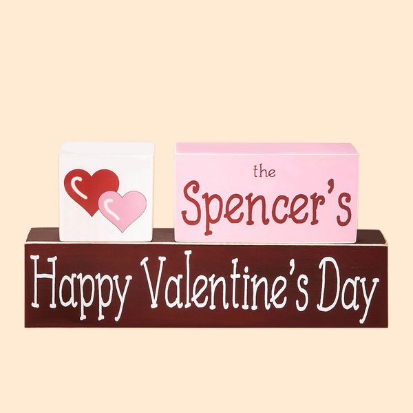 Blocchi di legno incisi per San Valentino