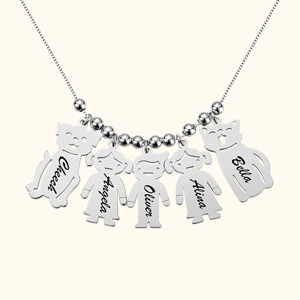 Collier Famille Personnalisé avec Gravure Prénom et 1-5 Pendentifs en Forme de Enfant Chien Chat Cadeau Fête des Mères pour Femme