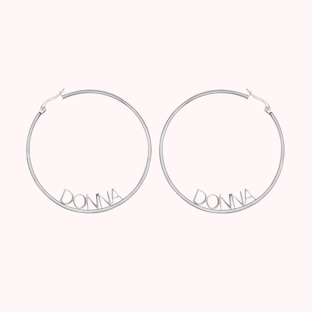 Callie Boucles d'Oreilles Créoles Prénom Grand Cercle Plaqué Or