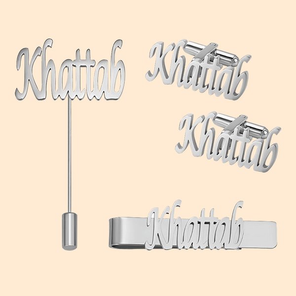 Henkilökohtainen nimi Initial kalvosinnapit Tie Bar Lapel Pin Set Syntymäpäivä Häät Vuosipäivä Lahja miehille