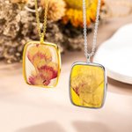 Women Dried Pressed Birth Month Flower Necklace with Back Engraving | Callie