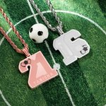 Aangepaste voetbalnummer ketting met naam