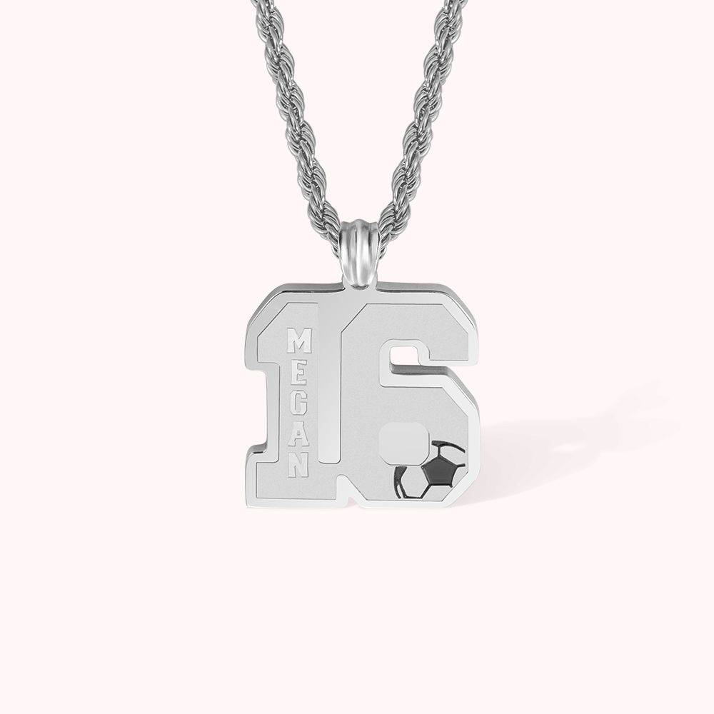 Collier de Football Personnalisé Chiffre et Nom Cadeau d'Anniversaire et de Noël pour Amateurs de Football Fans de Joueurs de Sport