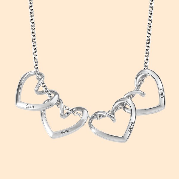 Collar personalizado con el nombre de la familia con 1-10 corazones