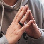 Gepersonaliseerde Zwarte Tungstenen Ring met Inwendige Gravure Tekst Vaderdag Jubileum Valentijnsdag Cadeau voor Mannen