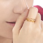 Anello con nome personalizzato per lei