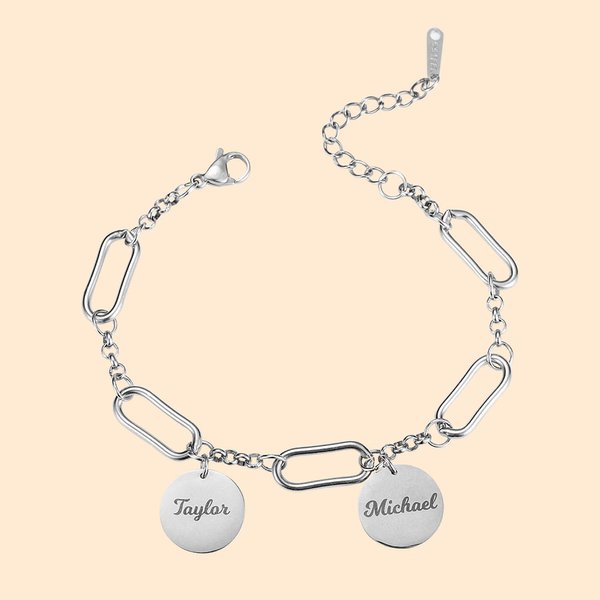 Individuelles rundes Armband mit Familiennamen