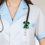 Porte-Badge en Acrylique Décor Carte d'Identification Personnalisé avec Paillettes et Nom Cadeau pour Infirmière ou Médecin