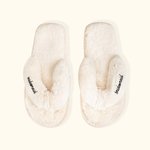 Personalisierte weiße Fuzzy Hochzeit Hausschuhe mit Glitter Text Braut Dusche Verlobungsfeier Hochzeitstag Geschenk für Braut Brautjungfer