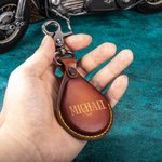 Porte-clés en Cuir Personnalisé avec Logo Texte pour Moto Cadeau d'Anniversaire Noël Saint-Valentin pour Passionnés de Moto