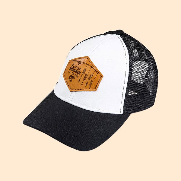 Henkilökohtainen Hooked On Daddy Fishing Sign Mesh Baseball Cap Hengittävä Isänpäivä lahja isälle isoisä isoisä