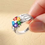Anello personalizzato in argento sterling con cuore, assortimento di 1-8 pietre di nascita, nome e testo incisi Regalo di compleanno per la festa dell