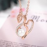 Personalized Vine Leaf Curve Necklace with Heart and Pearl