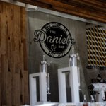 Personalisierte Edelstahl Name und Ort Metall Wandkunst Dekor