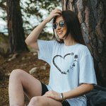 T-shirt personnalisé en forme de coeur avec nom pour femme Cadeau pour les amoureux du camping