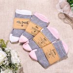 Personalisierte Baumwolle Brautjungfer Socken mitTags Hochzeit Geschenke