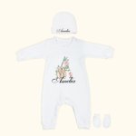 Ensemble personnalisé de grenouillères pour bébé avec chapeau et gants pour le retour à la maison.