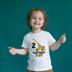 Camiseta personalizada I'm 2 and Digging It Construction Vehicle para niño