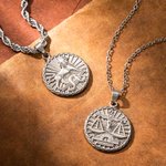 Collier à Personnaliser avec Constellation Plaque Vintage en Relief Cadeau pour Homme