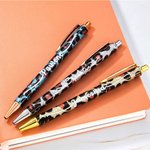 Personalisierte Glitter Regenbogen Leopard einziehbare Kugelschreiber mit Namen Satz von 2 Geburtstag zurück zu Schule Büro Geschenk für Lehrer Krankenschwester Kollege