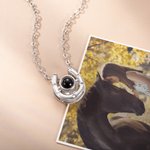 Collana personalizzata con proiezione di foto a ferro di cavallo e 100 lingue Ti amo Regalo di San Valentino per le donne amanti dei cavalli
