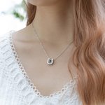 Collana personalizzata con proiezione di foto a ferro di cavallo e 100 lingue Ti amo Regalo di San Valentino per le donne amanti dei cavalli