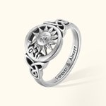 Personalisierte Sterling Silber Mond und Sonne Ring mit keltischen Triquetra Celestial Ring