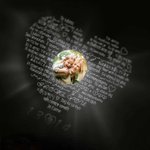 Personligt 100 språks fotoprojektionshalsband med hjärthänge