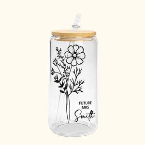 Tazza di vetro personalizzata con fiore di nascita FUTURE MRS MISS