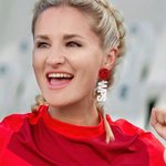 Orecchini di perline personalizzati con ciondolo a forma di lettera glitterata Regalo per la squadra del giorno del gioco per la mamma tifosa di calcio.