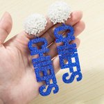 Orecchini di perline personalizzati con ciondolo a forma di lettera glitterata Regalo per la squadra del giorno del gioco per la mamma tifosa di calcio.