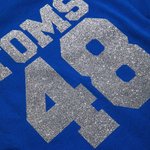 Gepersonaliseerd Voetbal Mamashirt Glitter Voetbalshirt met Naam en Nummer