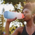 Personlig stor kapacitet gratis motiverande fitness tidsmarkör vattenflaska med gradientnamn och halmhandtag födelsedagspresent för män kvinnor