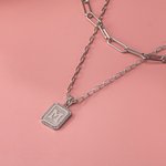 Personalisierte geschichteten Halskette Sterling Silber 925 mit Initial Platte für Geburtstag Jahrestag Muttertag Geschenk