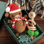Personalisierte handgemachte Weihnachtsmann Elch Lebkuchen Häkelpuppe und Rassel 1. Weihnachtsgeschenk für Baby