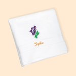 Serviette de Bain Personnalisée avec Fleur de Naissance et Nom Brodés Cadeau pour Famille