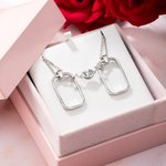 Collar magnético personalizado con par de colgantes con iniciales coordinadas para regalar en San Valentín