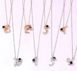 Collier Personnalisé avec Initiale et Projection de Photo Entourée de Je t'aime en 100 Langues Cadeau Anniversaire Fête pour Femme