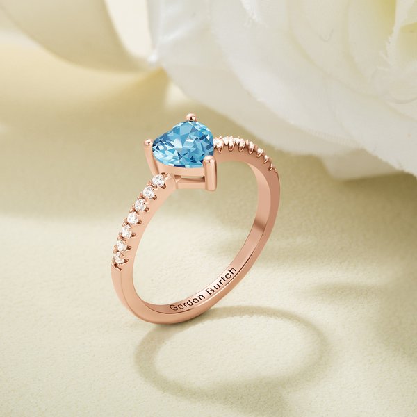 Anello della promessa personalizzato in argento sterling con zircone e testo inciso Gioielli delicati Compleanno Festa della Mamma Regalo di nozze per donne e ragazze